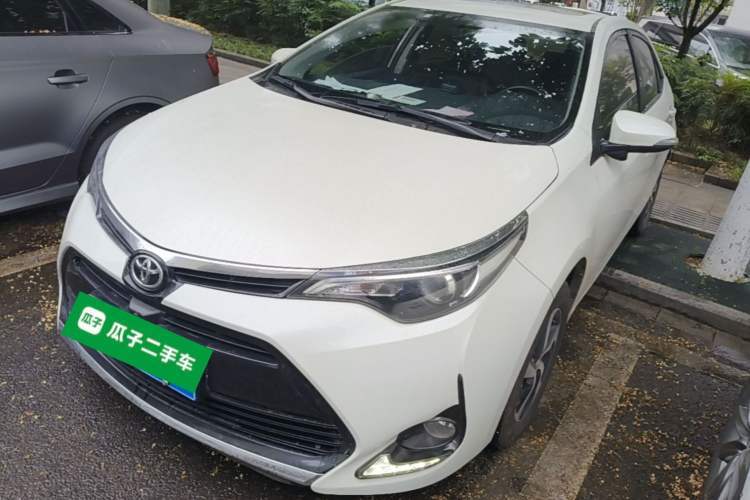 Used Toyota Levin 2017 Revised 185T CVT Elite Edition China V Standard Guazi used car, China used car export, Used car for sale, Used cars, Cheapest cars for sale