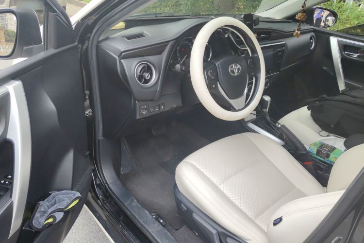 Used Toyota Levin 2017 Revised Version 185T CVT Elite Edition China VI Standard Driver Seat