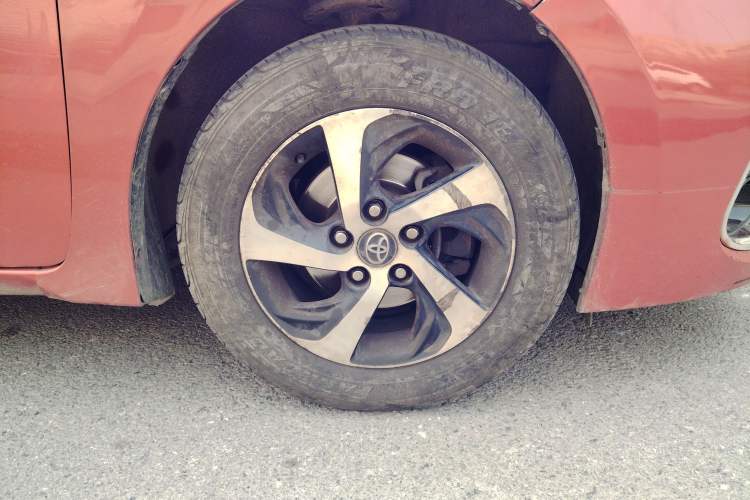 Used Toyota Levin 2017 Revised 185T CVT Elite Edition China V Standard Right Front Wheel Hub