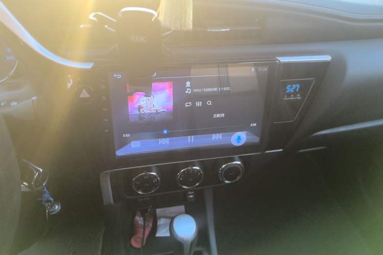 Used Toyota Levin 2018 185T CVT Luxury Edition China V Standard Audio And AC Panel