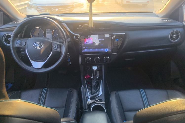 Used Toyota Levin 2018 185T CVT Luxury Edition China V Standard Center Console