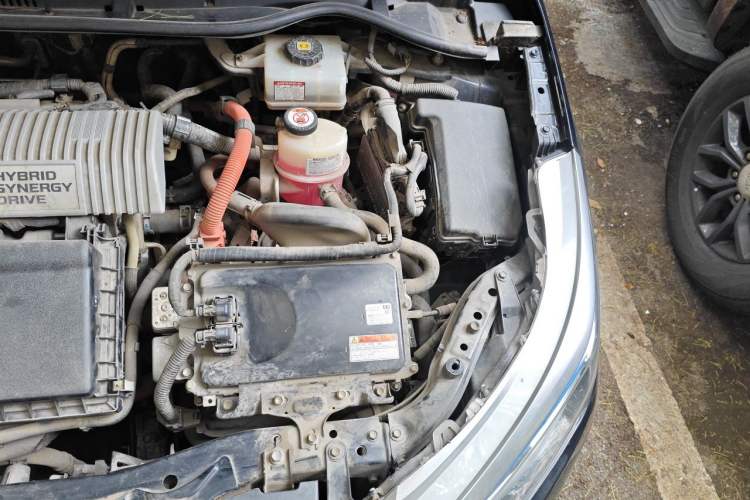 Used Toyota Levin 2018 Dual-Engine 1.8H GS-V E-CVT Prestige Version China V Standard Engine Bay Left
