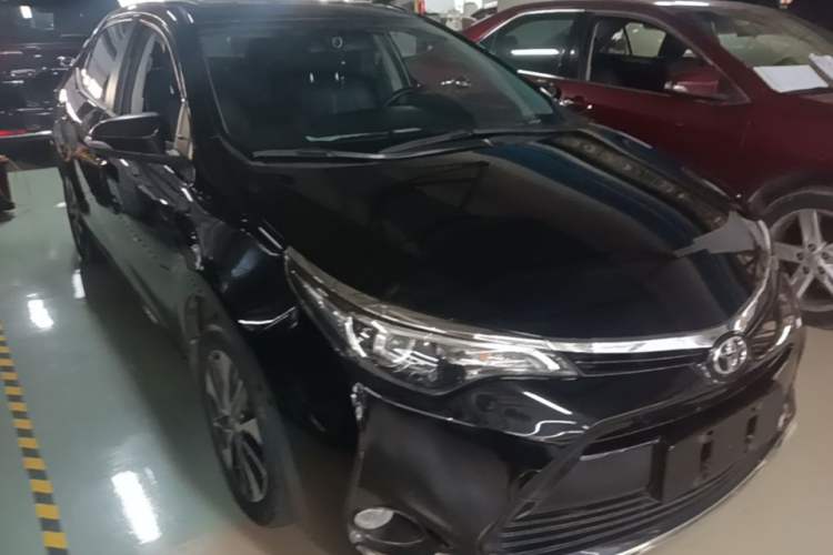 Used Toyota Levin 2018 185T CVT Luxury Edition China V Standard Front Right 45 Deg