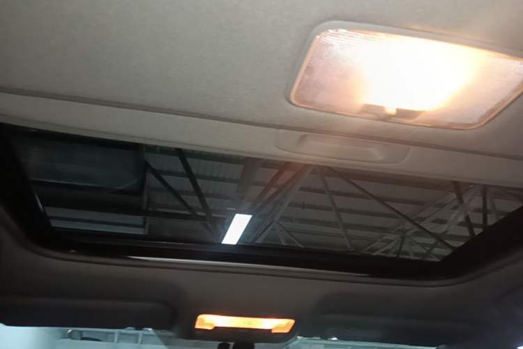 Used Toyota Levin 2018 185T CVT Luxury Edition China V Standard Headliner