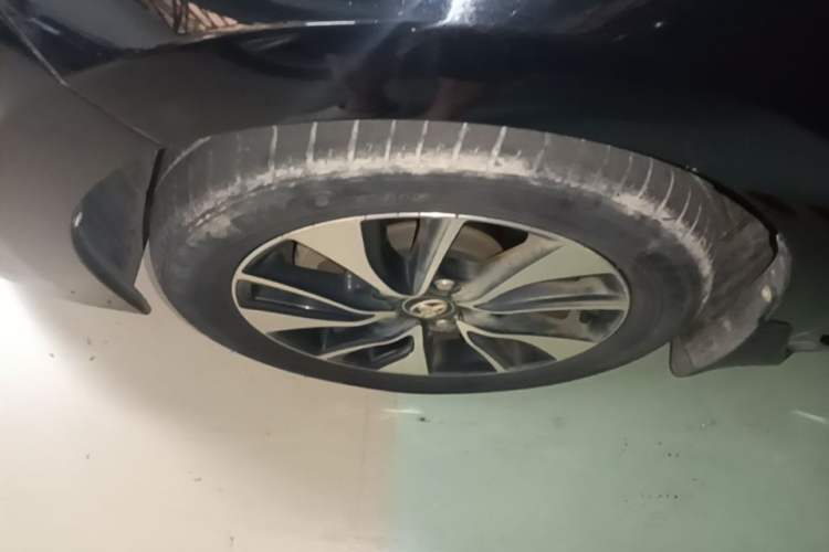 Used Toyota Levin 2018 185T CVT Luxury Edition China V Standard Left Front Wheel Hub