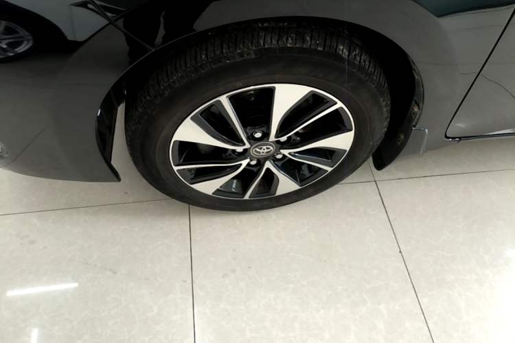 Used Toyota Levin 2018 185T CVT Luxury Edition China V Standard Left Front Wheel Hub