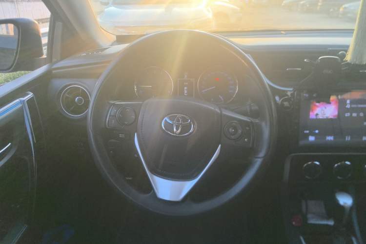 Used Toyota Levin 2018 185T CVT Luxury Edition China V Standard Steering Wheel