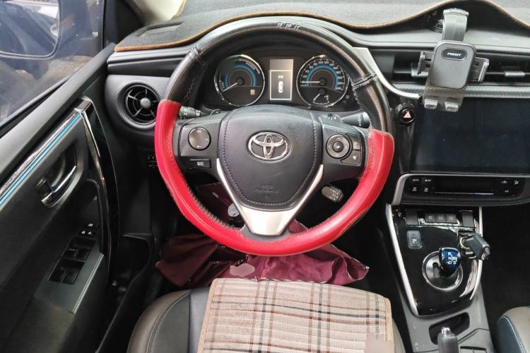 Used Toyota Levin 2018 Dual-Engine 1.8H GS-V E-CVT Prestige Version China V Standard Steering Wheel