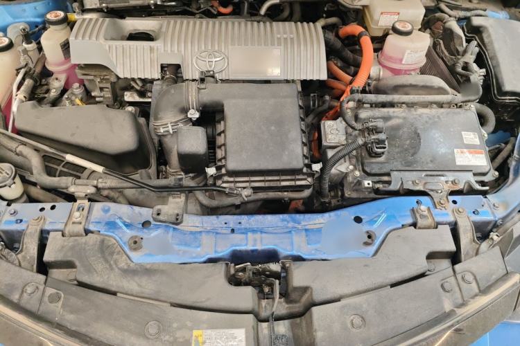 Used Toyota Levin 2018 Dual-Engine 1.8H GS-V E-CVT Prestige Version China VI Standard Engine Bay