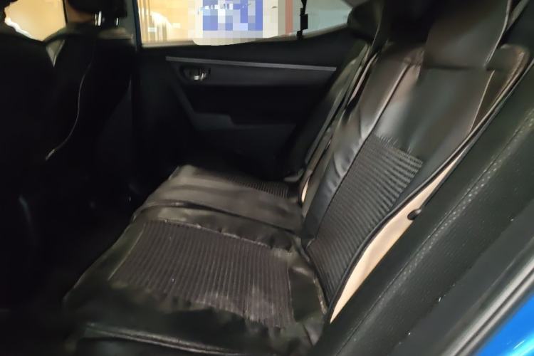 Used Toyota Levin 2018 Dual-Engine 1.8H GS-V E-CVT Prestige Version China VI Standard Left Rear Seat