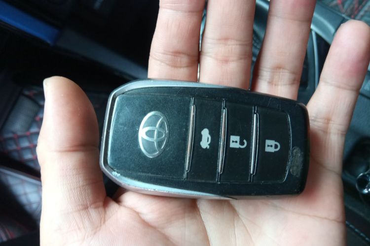 Used Toyota Levin 2018 185T CVT Luxury Edition China V Standard Vehicle Key