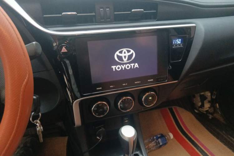 Used Toyota Levin 2018 185T CVT Luxury Edition Audio And AC Panel