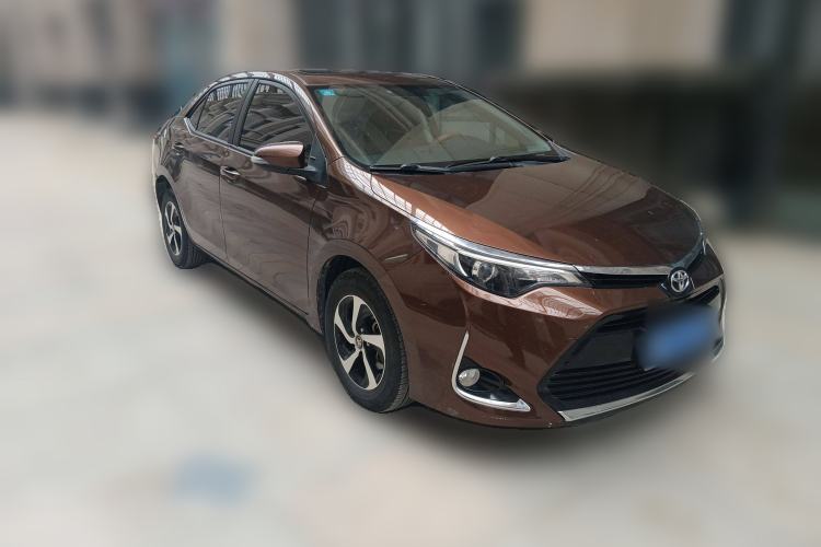 Used Toyota Levin 2018 185T CVT Luxury Edition Front Right 45 Deg