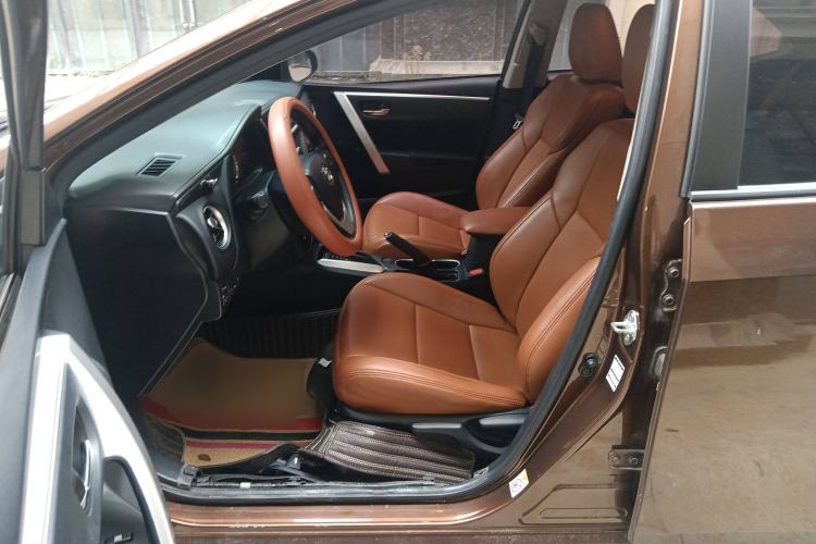 Used Toyota Levin 2018 185T CVT Luxury Edition Left Front Seat