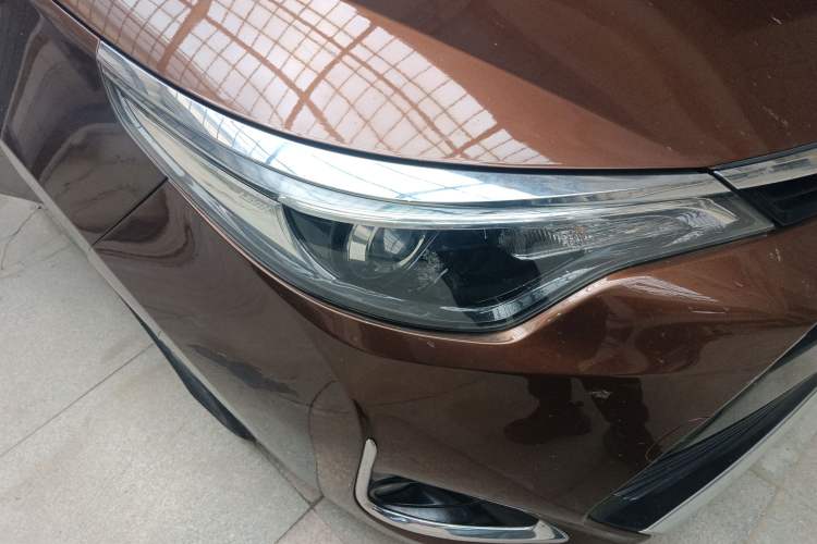 Used Toyota Levin 2018 185T CVT Luxury Edition Right Front Headlight