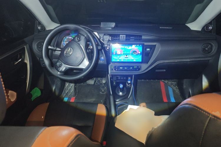 Used Toyota Levin 2018 Dual-Engine 1.8H GS-V E-CVT Prestige Version China V Standard Center Console