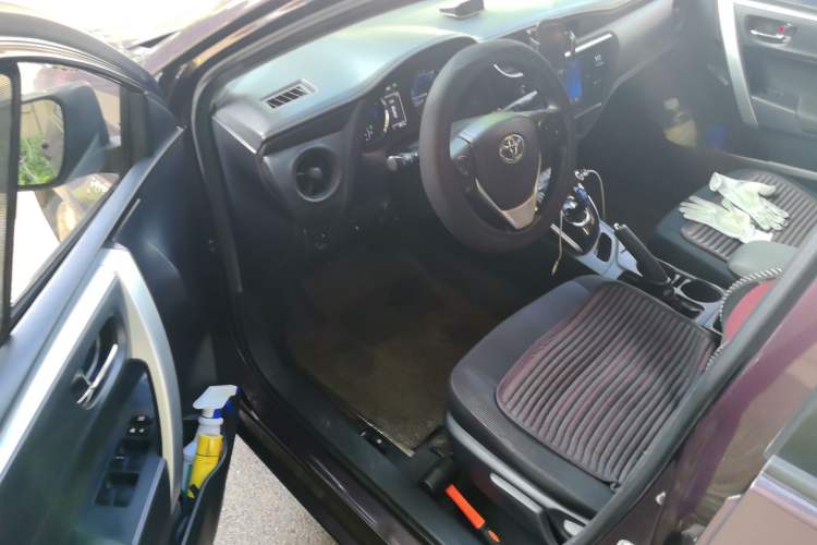 Used Toyota Levin 2018 Dual-Engine 1.8H GS-V E-CVT Prestige Version China V Standard Driver Seat