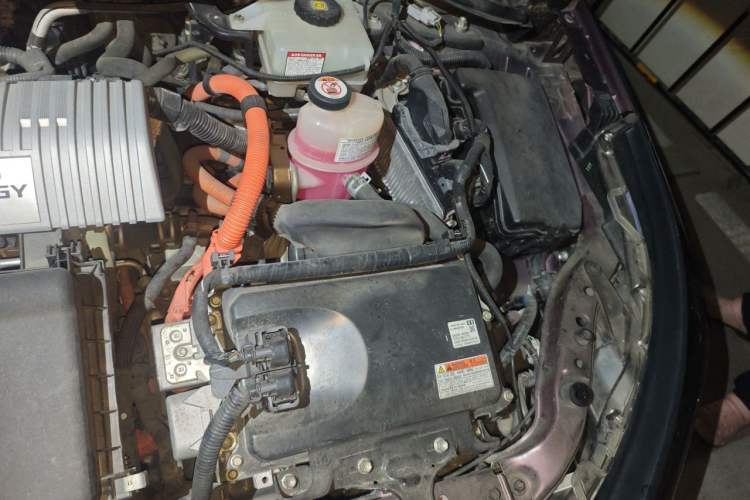 Used Toyota Levin 2018 Dual-Engine 1.8H GS-V E-CVT Prestige Version China V Standard Engine Bay Left