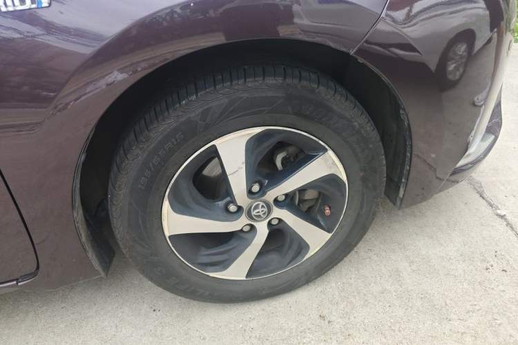 Used Toyota Levin 2018 Dual-Engine 1.8H GS-V E-CVT Prestige Version China V Standard Right Front Wheel Hub