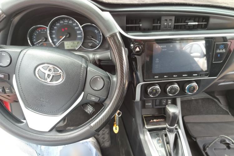 Used Toyota Levin 2018 185T CVT Luxury Edition Center Console