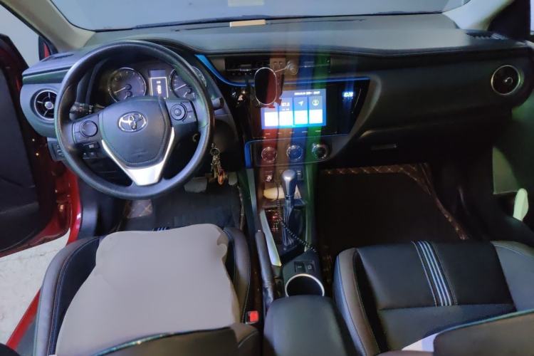 Used Toyota Levin 2018 185T CVT Luxury Edition China V Standard Center Console