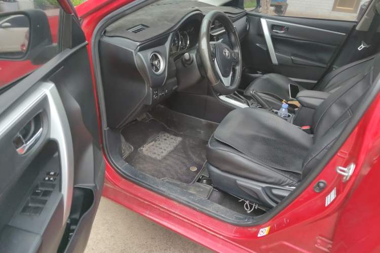 Used Toyota Levin 2018 185T CVT Luxury Edition Driver Seat