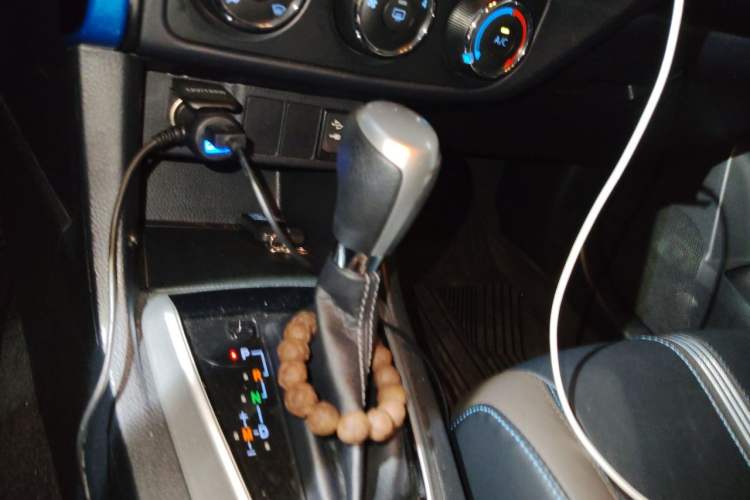 Used Toyota Levin 2018 185T CVT Luxury Edition China V Standard Gear Lever