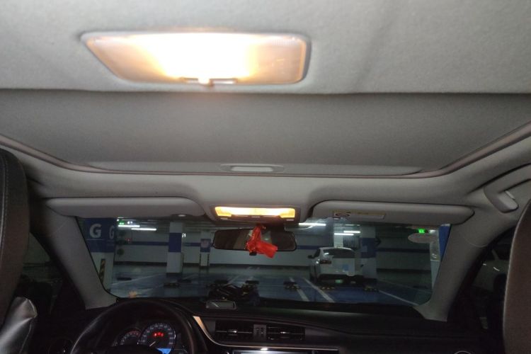 Used Toyota Levin 2018 185T CVT Prestige Version China VI Standard Headliner