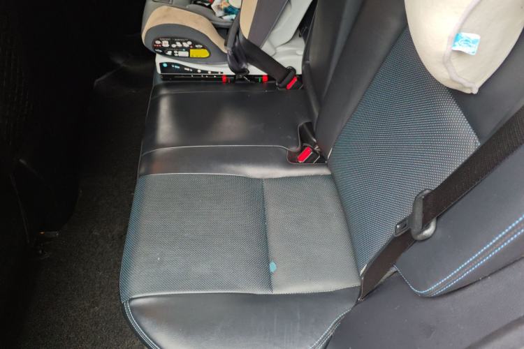 Used Toyota Levin 2018 185T CVT Luxury Edition China V Standard Left Rear Seat