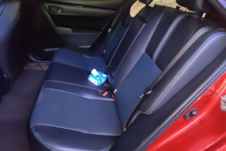Used Toyota Levin 2018 185T CVT Luxury Edition China V Standard Left Rear Seat