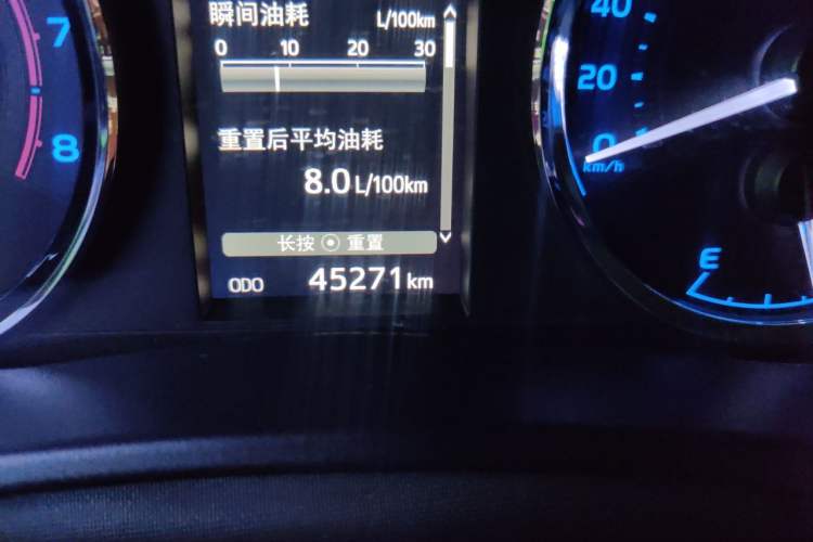 Used Toyota Levin 2018 185T CVT Luxury Edition China V Standard Odometer Close Up