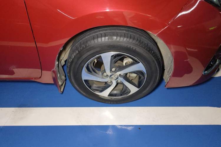 Used Toyota Levin 2018 185T CVT Prestige Version China VI Standard Right Front Wheel Hub