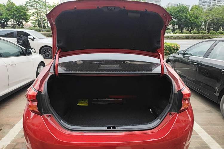 Used Toyota Levin 2018 185T CVT Luxury Edition China V Standard Trunk