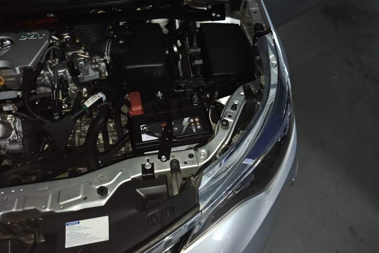 Used Toyota Levin 2018 185T CVT Luxury Edition Engine Bay Left