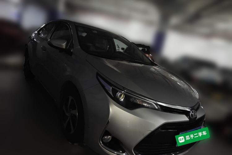 Used Toyota Levin 2018 185T CVT Luxury Edition Front Right 45 Deg
