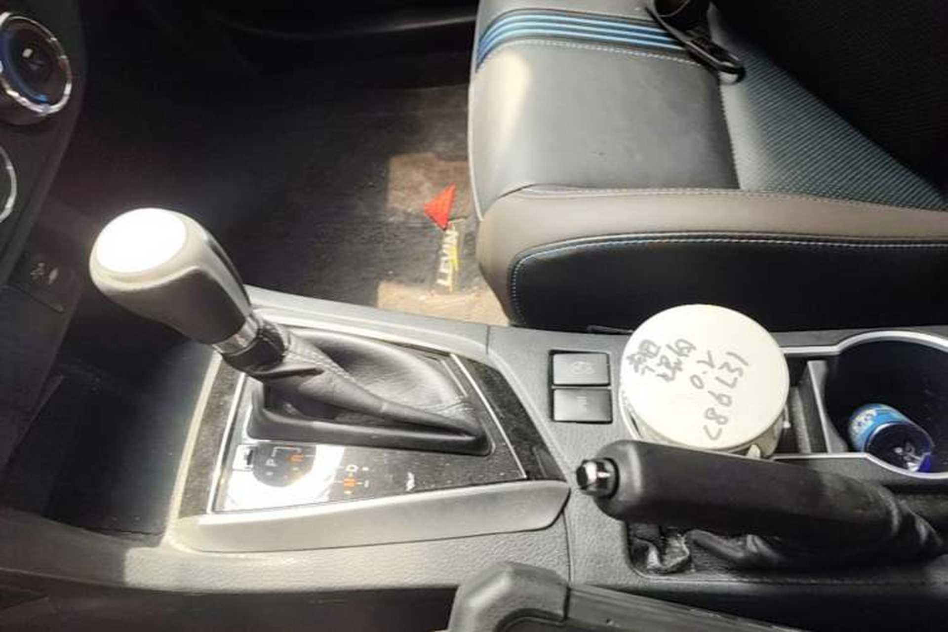 Used Toyota Levin 2018 185T CVT Prestige Version China VI Standard Gear Lever