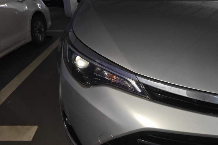 Used Toyota Levin 2018 185T CVT Luxury Edition Right Front Headlight