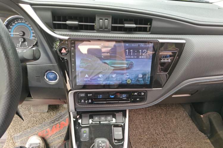 Used Toyota Levin 2018 Dual-Engine 1.8H GS-V E-CVT Prestige Version China V Standard Audio And AC Panel