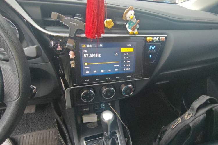 Used Toyota Levin 2018 185T CVT Luxury Edition Audio And AC Panel