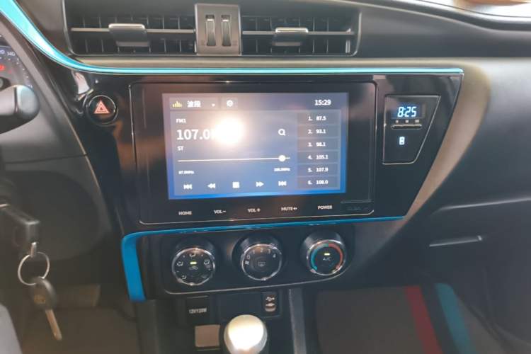 Used Toyota Levin 2018 185T CVT Luxury Edition China V Standard Audio And AC Panel