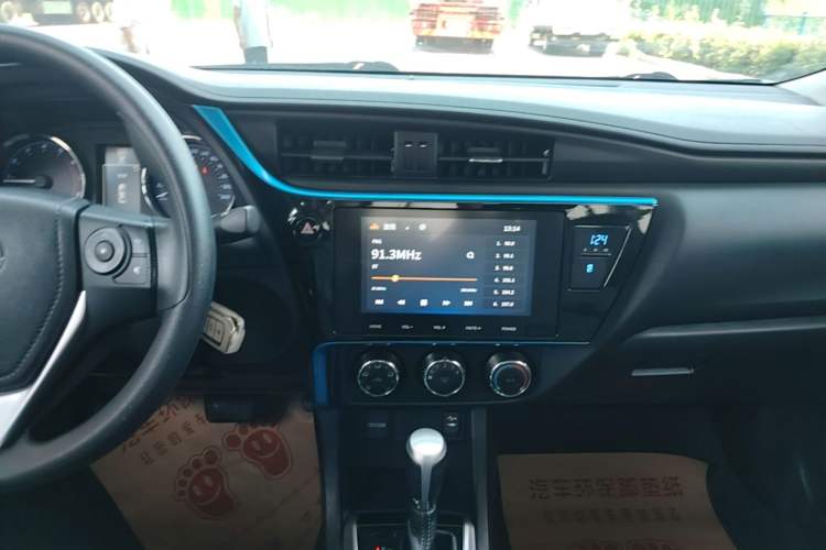 Used Toyota Levin 2018 185T CVT Luxury Edition China V Standard Audio And AC Panel