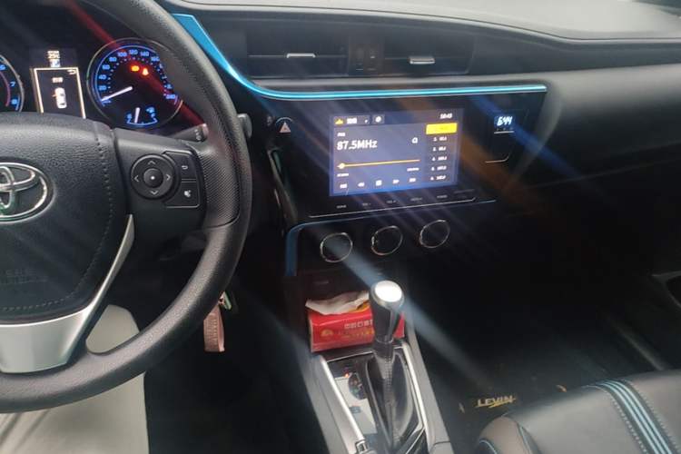 Used Toyota Levin 2018 185T CVT Luxury Edition China V Standard Audio And AC Panel