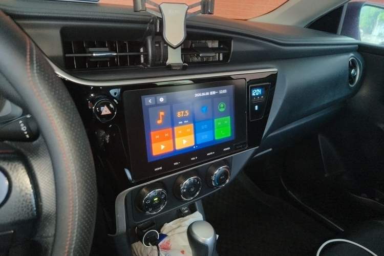 Used Toyota Levin 2018 185T CVT Luxury Edition Audio And AC Panel