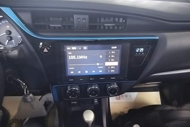 Used Toyota Levin 2018 185T CVT Luxury Edition China V Standard Audio And AC Panel