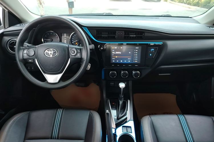 Used Toyota Levin 2018 185T CVT Luxury Edition China V Standard Center Console