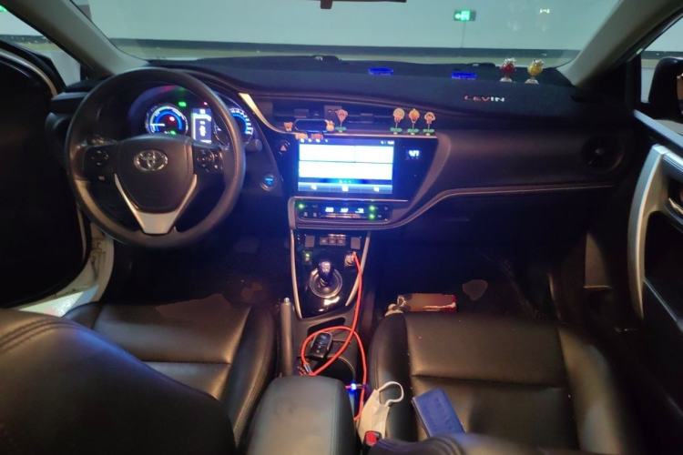 Used Toyota Levin 2018 Dual-Engine 1.8H GS-V E-CVT Prestige Version China V Standard Center Console