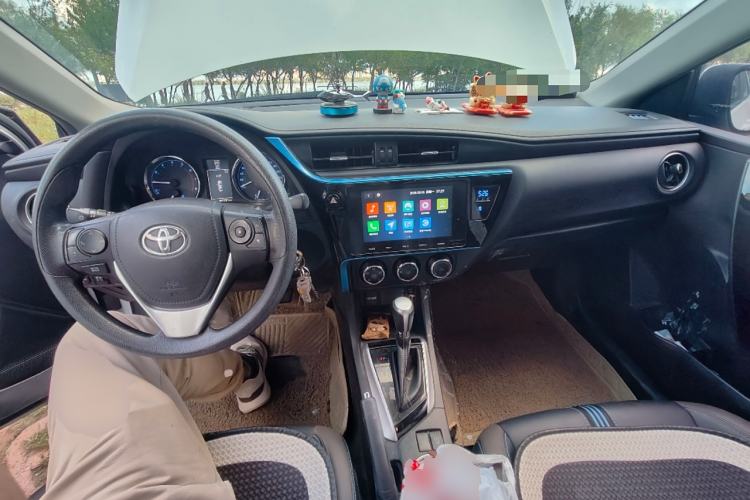 Used Toyota Levin 2018 185T CVT Luxury Edition China V Standard Center Console