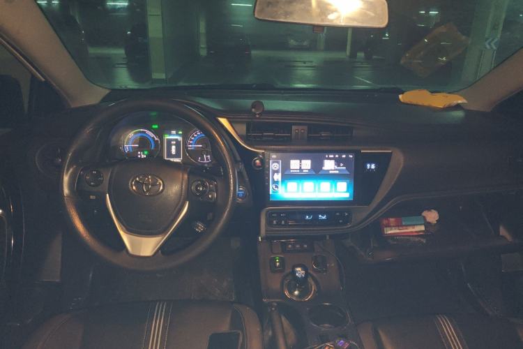 Used Toyota Levin 2018 Dual-Engine 1.8H GS-V E-CVT Prestige Version China V Standard Center Console