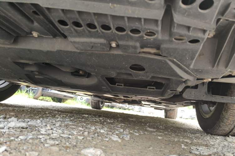 Used Toyota Levin 2018 Dual-Engine 1.8H GS-V E-CVT Prestige Version China V Standard Chassis Front Left