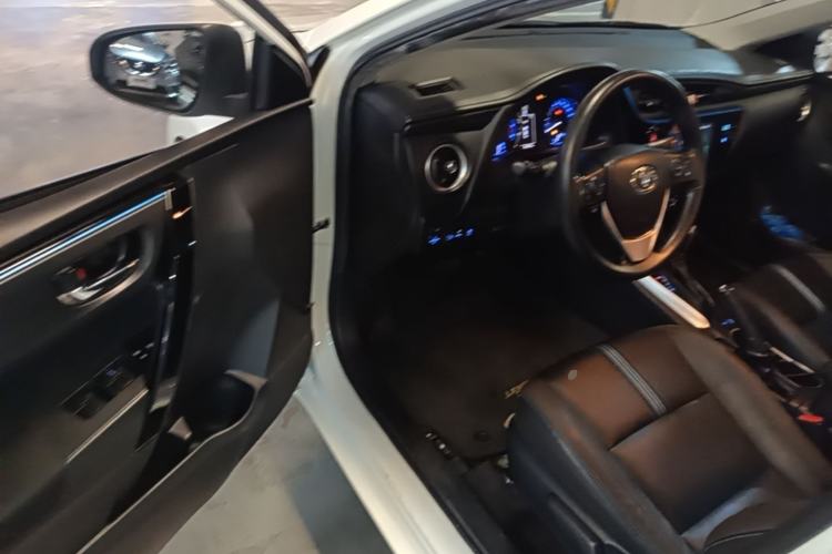Used Toyota Levin 2018 185T CVT Prestige Version China VI Standard Driver Seat